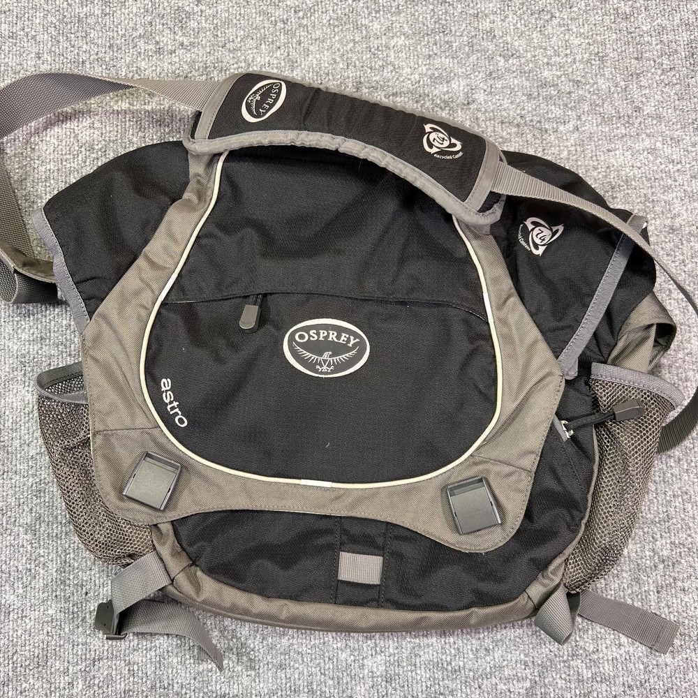 Osprey Astro Messenger Bag Black Gray Laptop Travel Mens Shoulder Bag Nylon